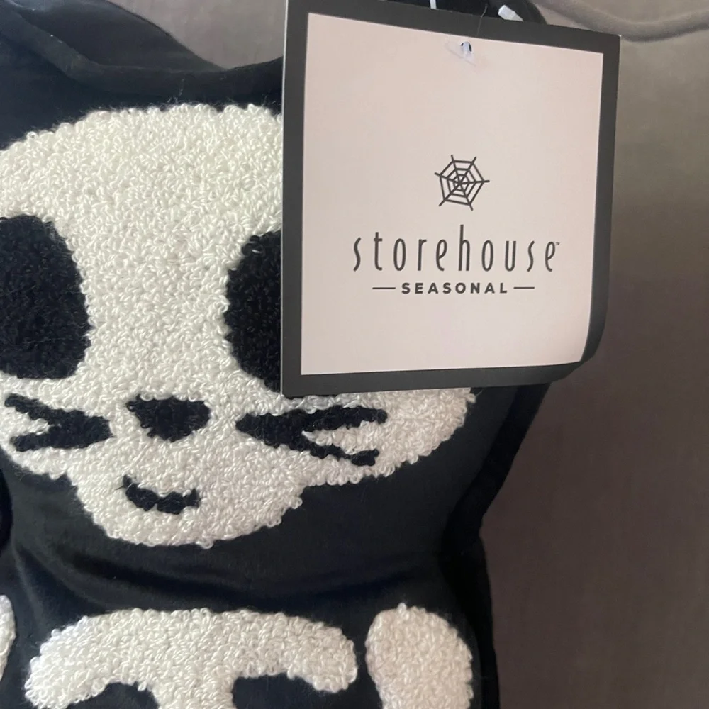Halloween Skeleton Cat Pillow 🐈‍⬛☠️ Storehouse HTF NWT